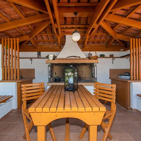 Apartment Theoxenia - First Floor *